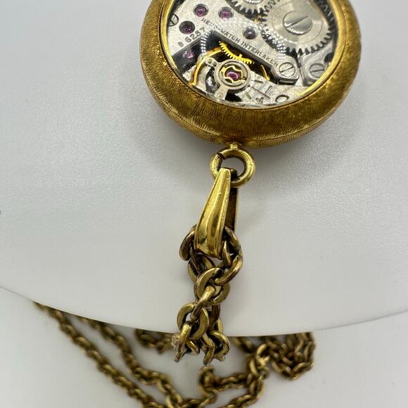 Heno vintage Swiss 17j manual watch pendant on antique rolled gold 30” chain - Picture 7 of 11